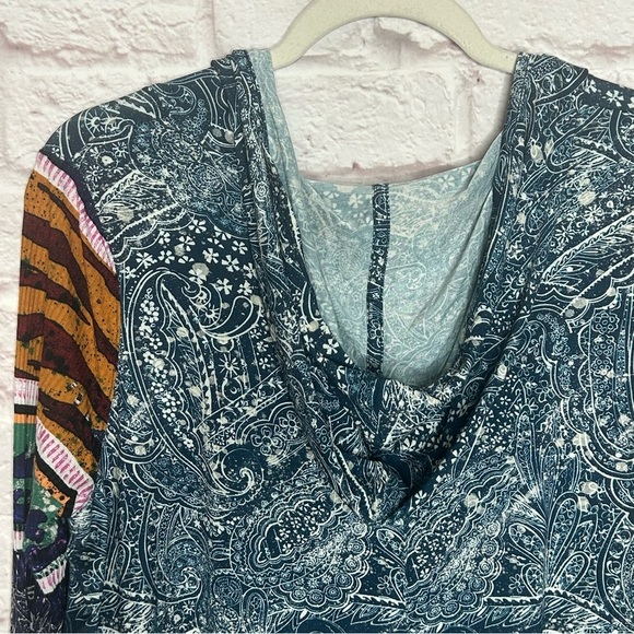 Free People Movement Soul Searcher Printed Hoodie NWOT - Picture 8 of 13
